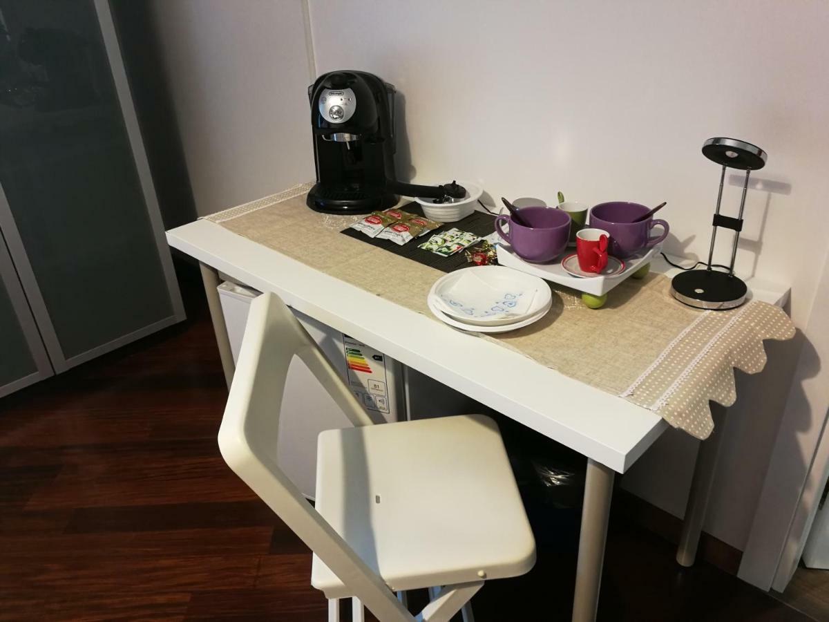 A Casa Di Sara Ermy Bed & Breakfast บารี ภายนอก รูปภาพ