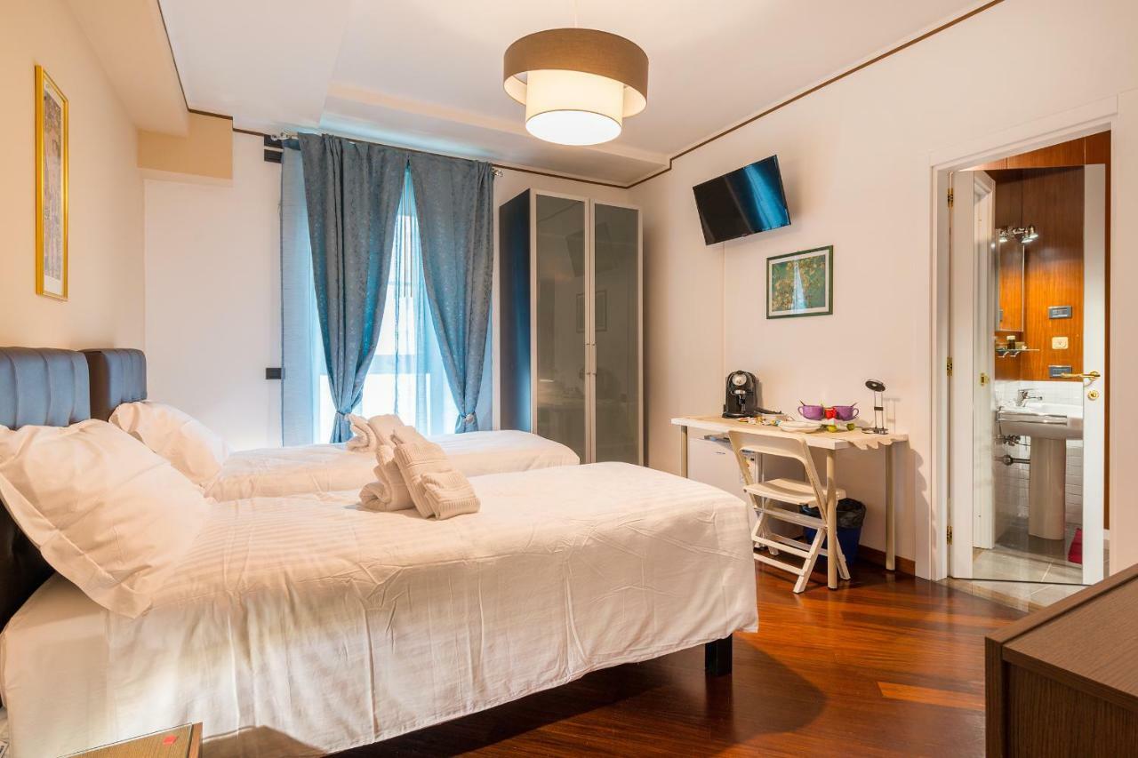 A Casa Di Sara Ermy Bed & Breakfast บารี ภายนอก รูปภาพ